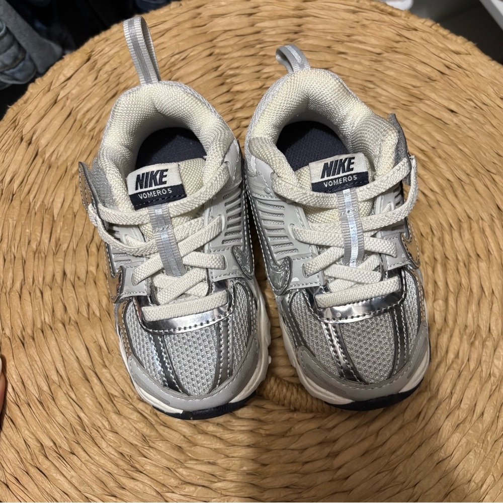 Nike Kids Metallic Silver Sneakers